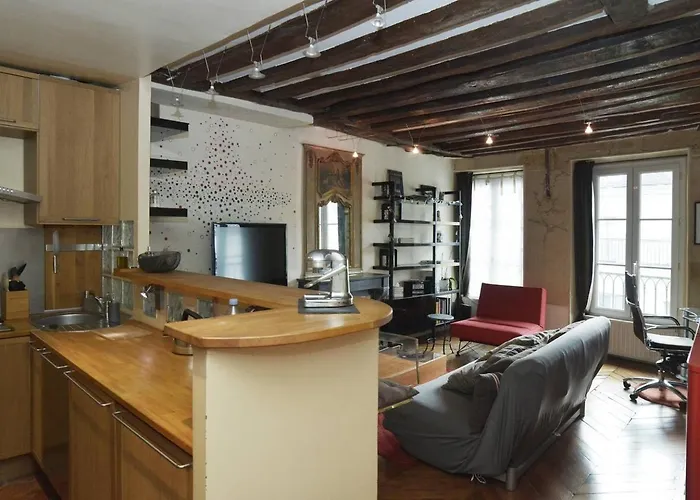 Апартаменты Le Reflet Du Temps *